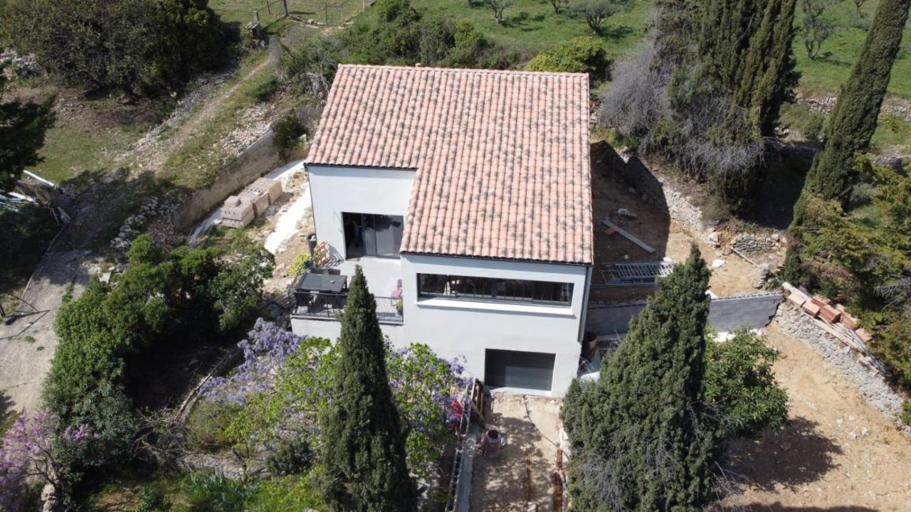Proche Lac du Salagou, Chambre agréable avec salle d'eau et WC privé Lacoste  Esterno foto